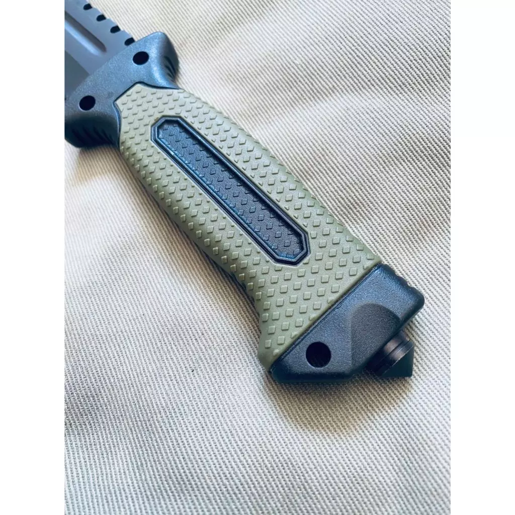 Kit de Sobrevivência Faca + Itens